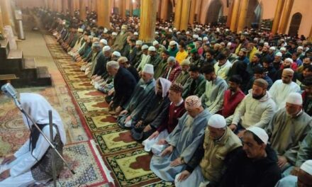 People offer Taraweeh prayers on Shab-e-Qadr after 3 years at Jama, disappointed over Mirwaiz’s absence: Anjuman