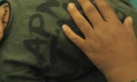 Kid dies after falling into water tub