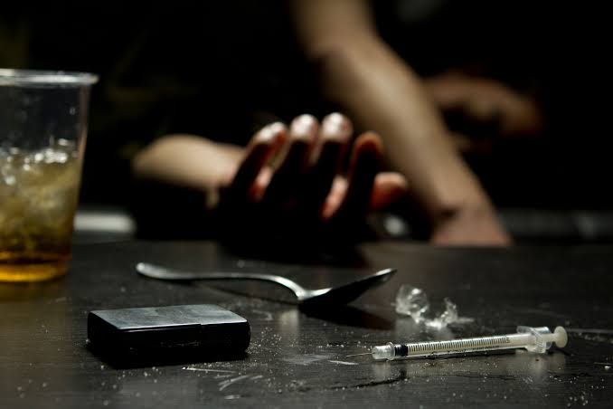 50 peddlers booked under PSA in Srinagar;Over 44,000 addicts visited SMHS Hospital last year