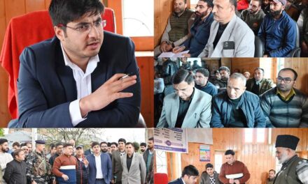 DDC Shopian presides over Block Diwas programme at Gagren