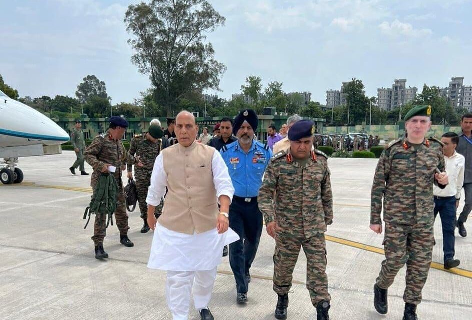 Rajnath Singh Visits Rajouri; Reviews Army’s Preparedness, Security Situation