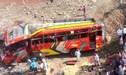 MP: 15 killed, 25 injured as bus carrying 50 passengers falls on dry river bed