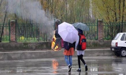 Intermittent rains unabated, more forecast till weekend in J&K