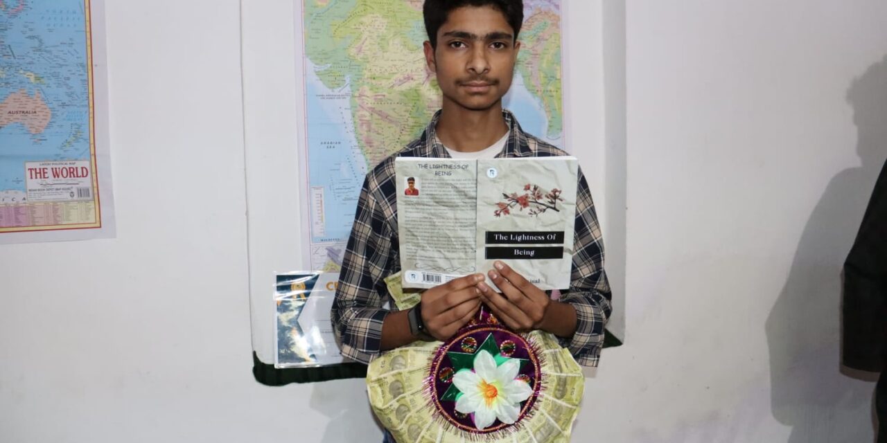 14-yr-old Kulgam boy writes maiden poetry book in 10 days