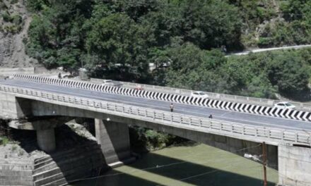 Construction of 2-lane Jaiswal Bridge over River Chenab on the Udhampur-Ramban section of NH-44 has been completed:Nitin Gadkari