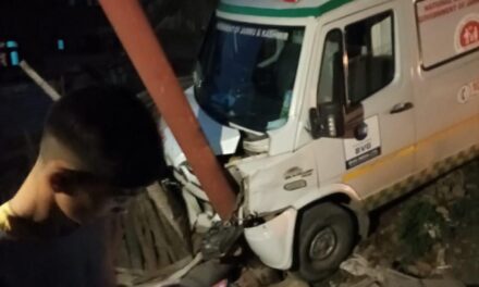 Ambulance Collides With Car in Mawar Handwara, 3 Injured