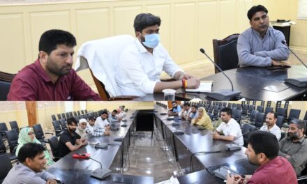 DC Gbl discusses significance of yatra with PRIs, Civil Society members