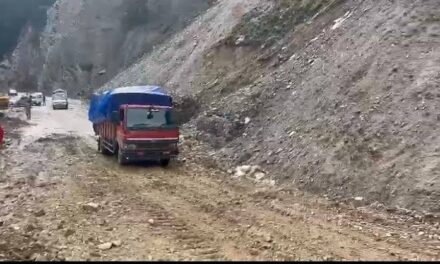 Fresh landslide forces closure of Mughal Road