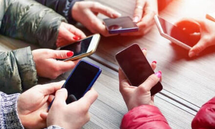 Pak using social media local influencers, narcotics to radicalise Kashmiri youth: Army