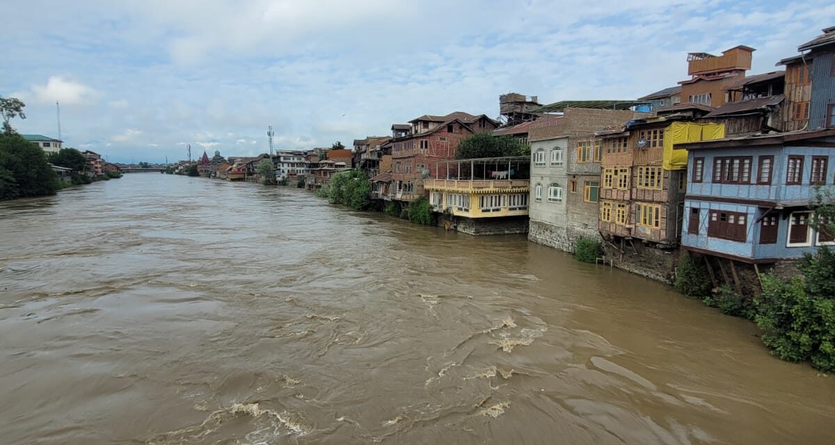 Jhelum Flows Above Flood-Alert Mark In South Kashmir, Srinagar
