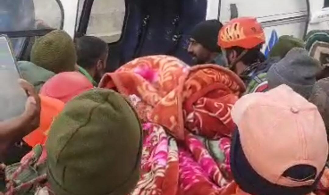 Woman Yatri Killed, 2 Cops Grievously Injured In Shooting Stone Incident