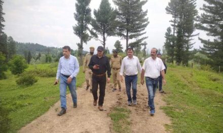 Forest Department launches massive Joint Patrolling & Search Operations in Forest, Town areas of Pulwama