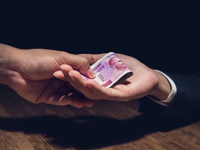ACB Traps DIC Clerk in Kupwara ‘While Demanding, Accepting Bribe’