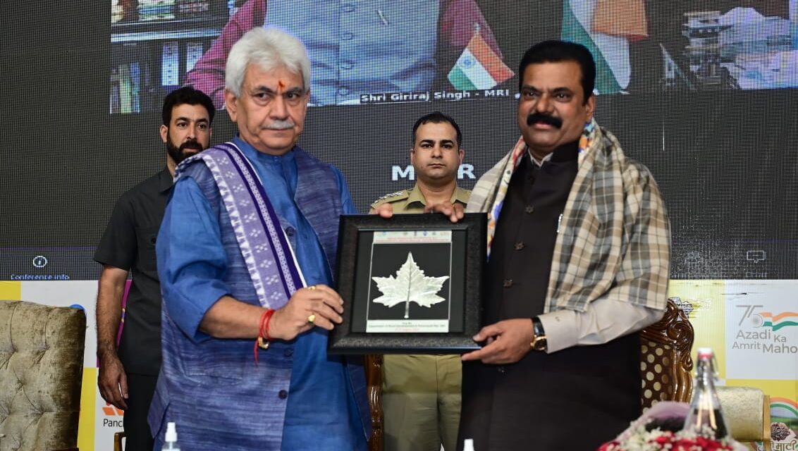 Giriraj Singh inaugurates ‘Three-day National Thematic Workshop on Localization of (LSDGs) Sustainable Development Goals in Panchayats’ at Srinagar