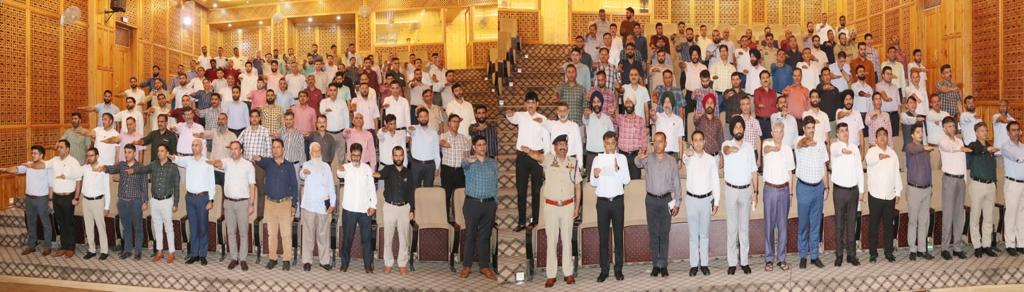 Integrity pledge ceremony on ‘Day of Resolution for Freedom from Corruption’ was held at PHQ