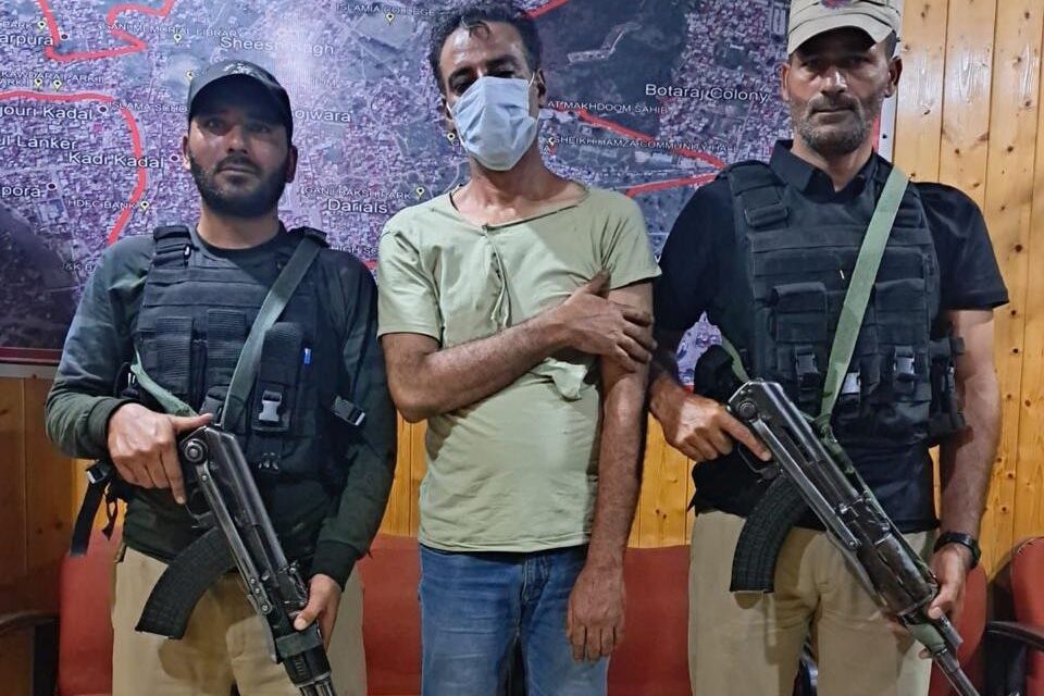 Man stabs his brother over property dispute in Sgr, arrested