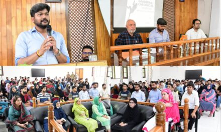 Meri Maati, Mera Desh:Dist Admin organizes seminar on “How to Crack Civil Services” under Ganderbal Chronicles at CUK