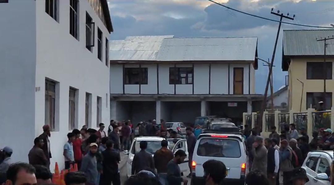 Mysterious blast at Drass, Kargil; 2 killed 10 injured;Police registers case, starts investigation