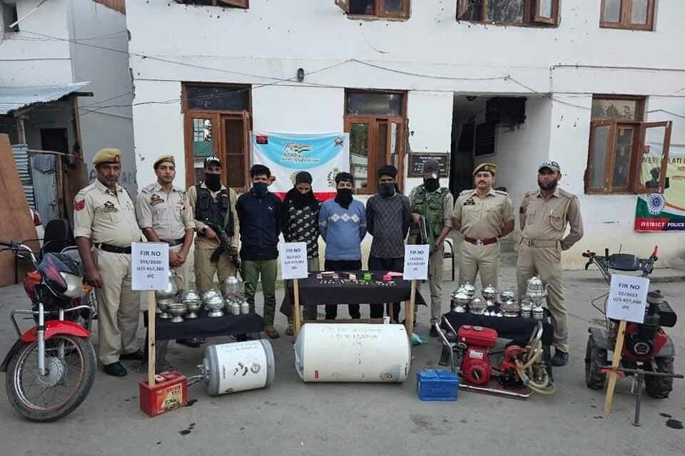 Shopian police busted gange of burglars stolen property worth laks recovered     