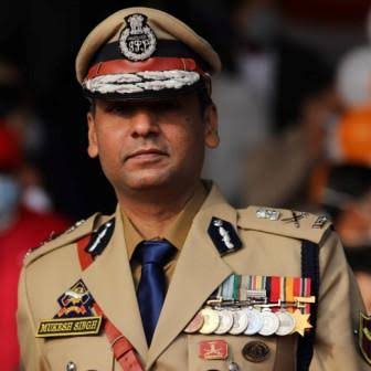 2-3 groups of terrorists still active in Poonch, Rajouri districts: ADGP Jammu