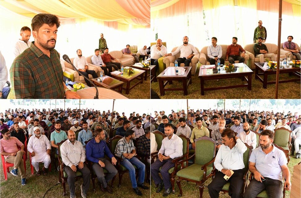 Dist Admin Ganderbal holds interaction with Lumbardars, Chowkidars