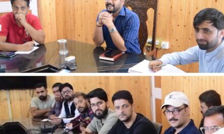 DC Ganderbal hosts interactive meet with Media Fraternity;Assures all possible support for establishment of media Association