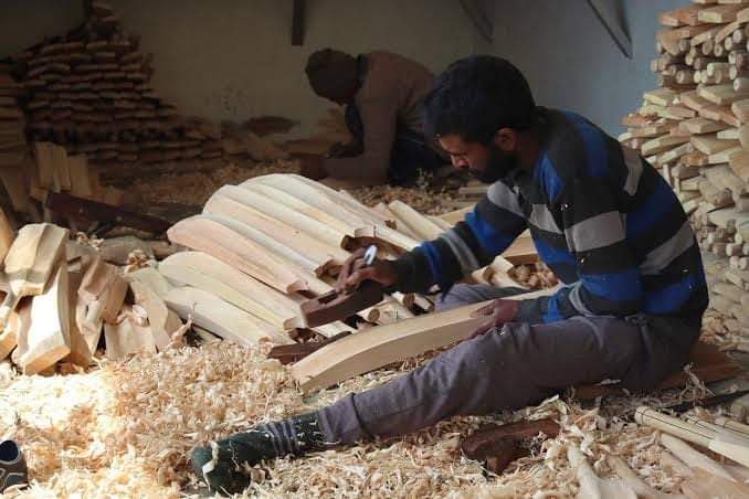 As World Cup 2023 nears, demand for Kashmir willow cricket bats goes up by 10 times