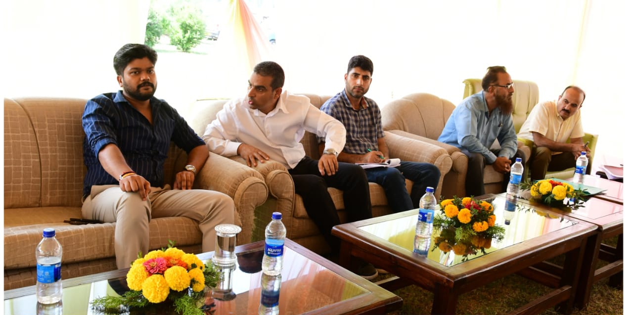 DC Ganderbal takes comprehensive review of PWD;Emphasizes for special focus on development of Sonamarg, Manasbal