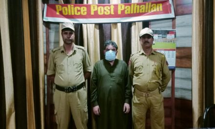 Police arrests owner of bakery shop for selling expired bakery goods in Baramulla