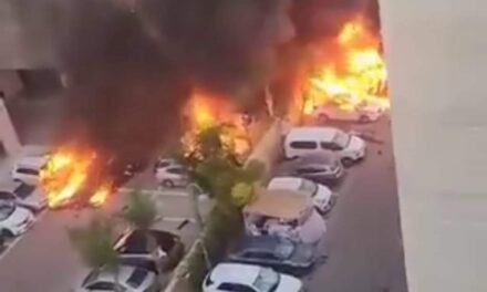 Hamas launches biggest ever attack on Israel using para-gliders, 5,000 missiles launched