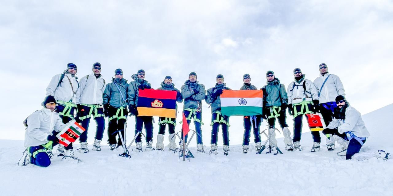 Army’s team of 15 mountaineers scale Mount Harmukh at 16,870 feet