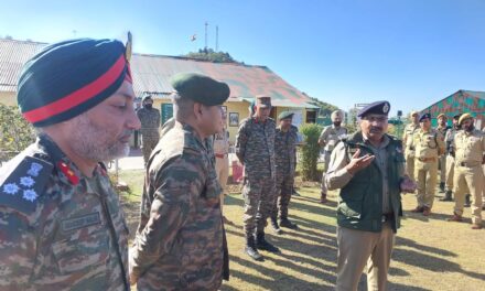DGP, J&K visits South Kashmir Anantnag District; Interacts with joint party of Police, Army and CAPFs that was part of Kulgam encounter