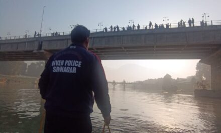 Srinagar man ends life, jumps into river Jehlum