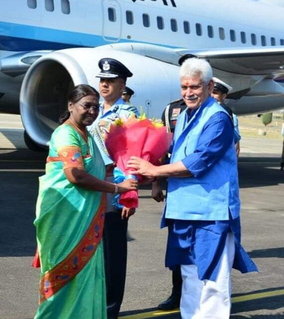 President Murmu arrives in Srinagar for 2-day J&K visit