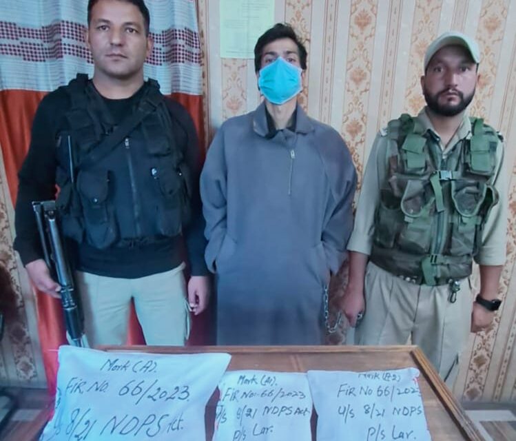 Ganderbal Police attested Drug peddler at Lar