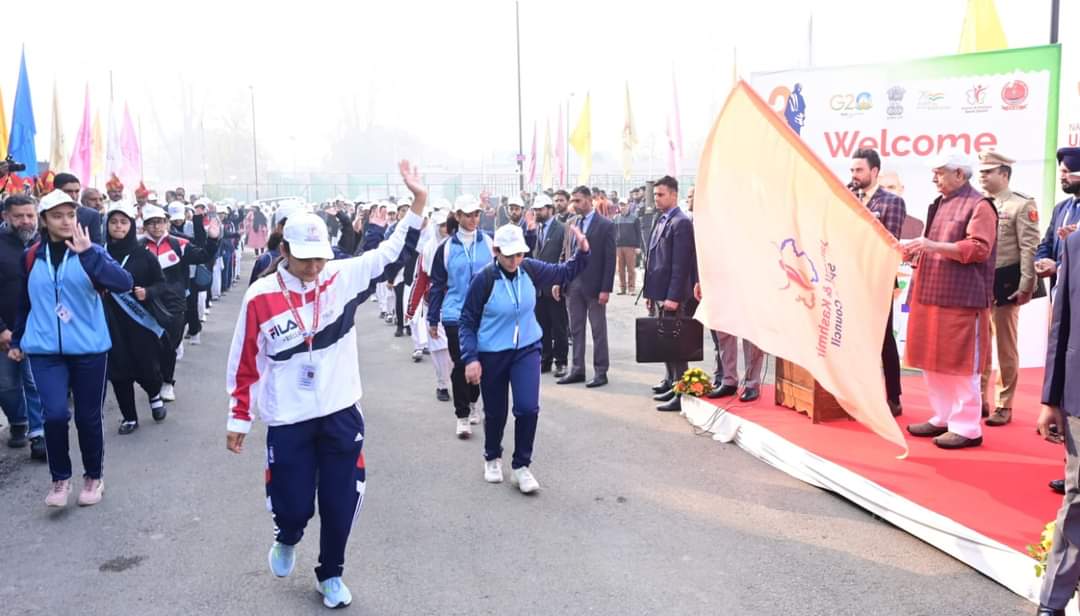LG Manoj Sinha flagged off ‘Run for Unity’ in Srinagar