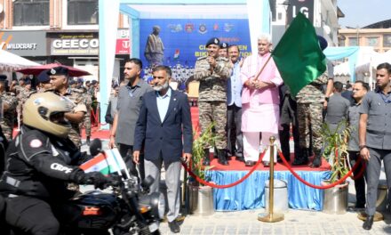 Lt Governor J&K flags off CRPF Women Bike Expedition ‘Yashasvini’ from the iconic Lal Chowk, Srinagar