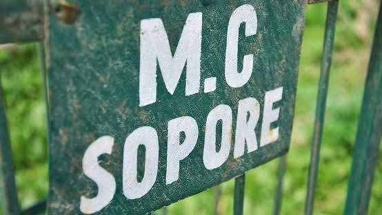 Sopore Municipal council to penalize business units operating without NOC and trade licence