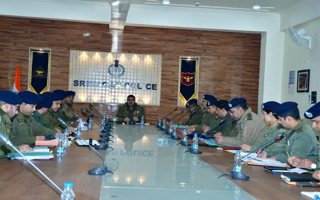 IGP Kashmir chairs security review meeting on city’s security grid at DPO Srinagar