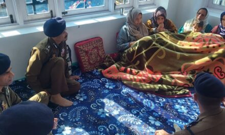 DGP visits family of Martyr Head Constable in Baramulla