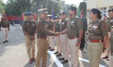 DGP J&K chairs officers meet at PHQ; Reviews Police functioning at different levels