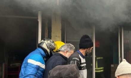 Departmental store damaged in fire in Srinagar’s Gojwara