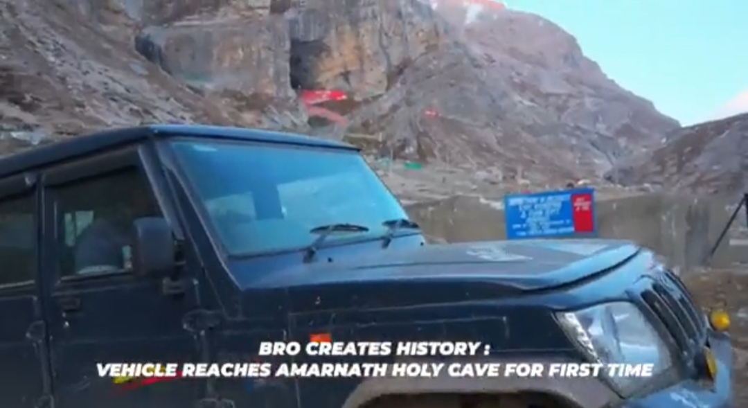 Amarnath Shrine at 13,000 Feet Welcomes First-Ever Four-Wheeler Traffic