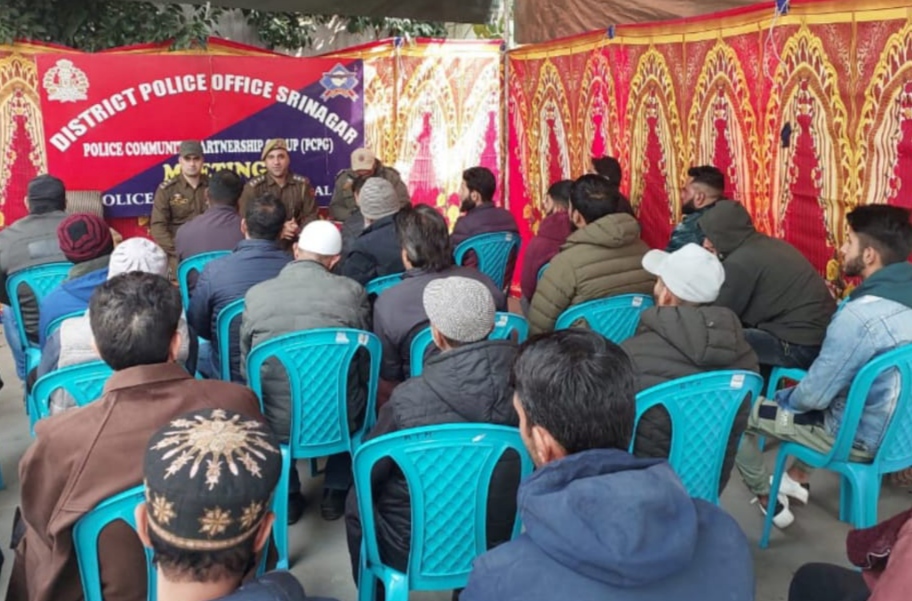 Police observes “Thana Diwas” in various police establishments across valley