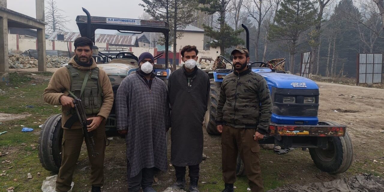 Illegal extraction & transportation of minerals;Police seizes 02 vehicles, arrests 02 drivers