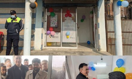 DC Ganderbal inaugurates J&K Bank ATM at Manasbal