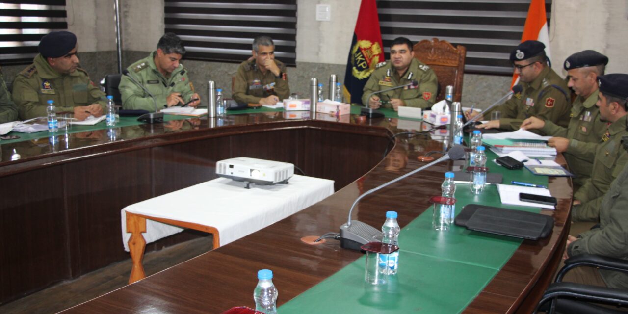 IGP Kashmir Chairs Security Review Meeting In Bandipora: Police