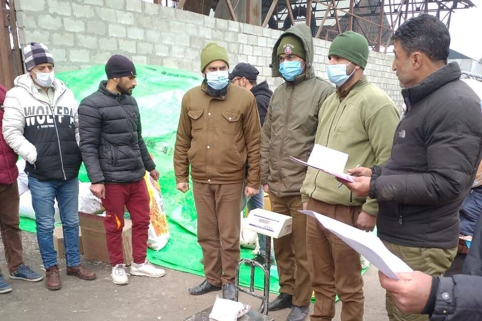 Baramulla Police Destroys Huge Quantity of Seized Contraband Substances Worth Crores in Presence of Magistrate in Lassipora Pulwama