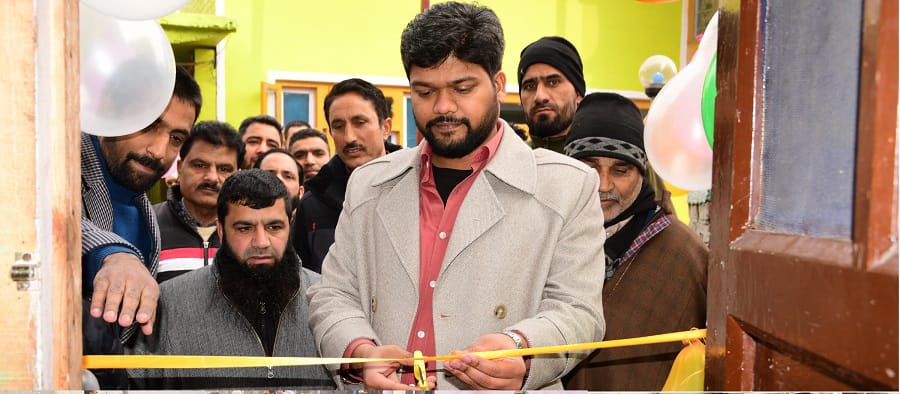 DC Ganderbal inaugurates Willow Wicker Skill Up-gradation Center under Karkhandar scheme at Kachan