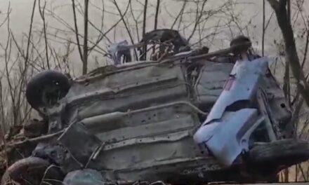 Car Rolls Down At Sangri Top Sopore, 2 Persons Sustain Critical Injuries